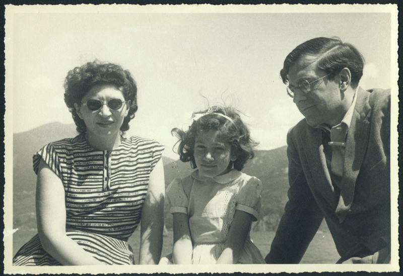 Helen, Ann, and Karl Ulrich Schnabel at Lake Como. 1948